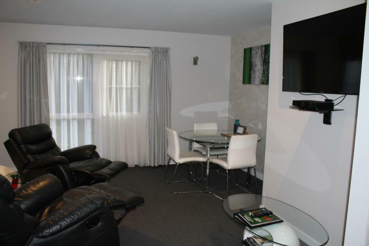Birchwood Manor Motel Invercargill Dış mekan fotoğraf