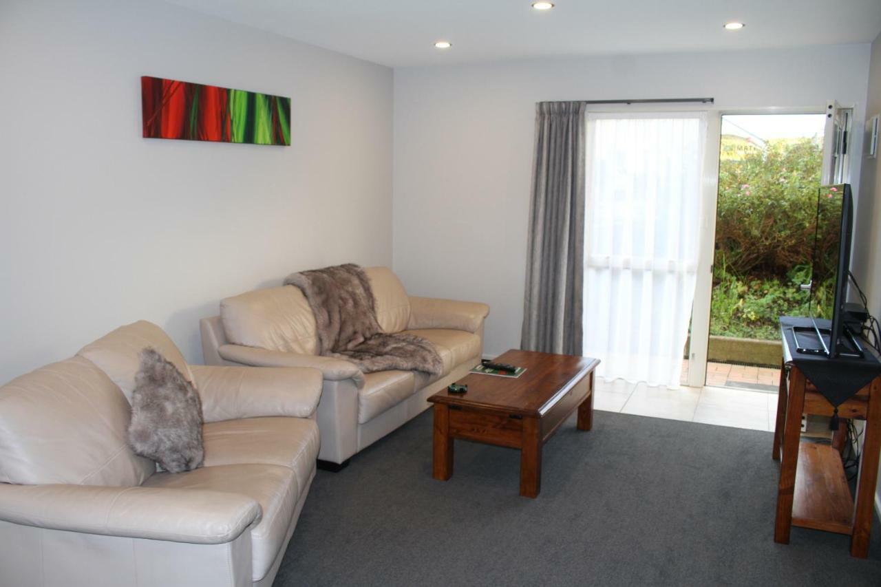 Birchwood Manor Motel Invercargill Dış mekan fotoğraf